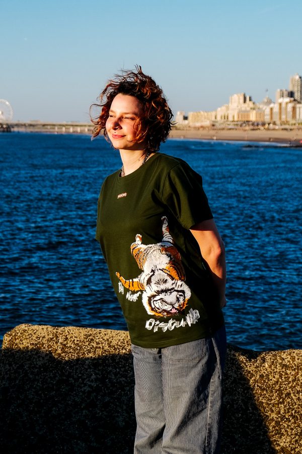 T-shirt, Sleepy Tiger Design